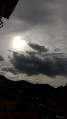 Evening snapshots capture daily life across Caracas neighborhoods