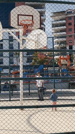 Spring flowers and streetscapes documented in Alanya, Turkey