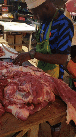 Morning market scenes captured in Narayi, Nigeria