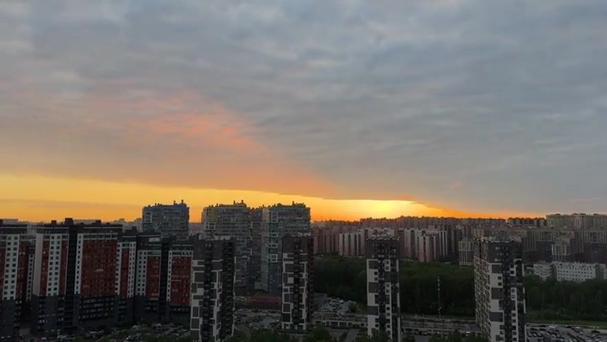 Evening documentation of residential scenes in Kudrovo, Russia