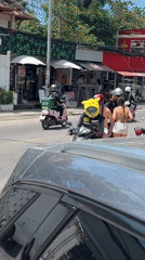 Pikachu-helmeted motorcycle taxi driver spotted in Baan Chaweng
