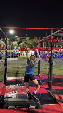 Night running event with obstacle course draws crowds in Petah Tikva