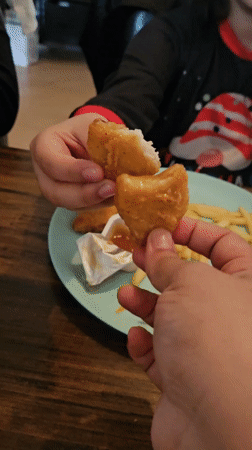 Sunday morning family life documented in Trier homes