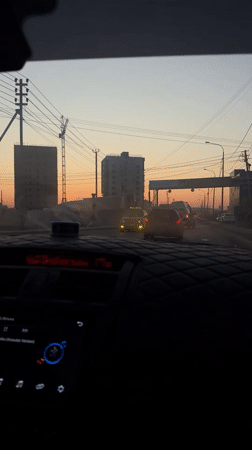 Witness documents dusk traffic scenes in Yakutsk, Russia