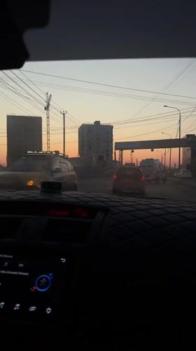Witness documents dusk traffic scenes in Yakutsk, Russia