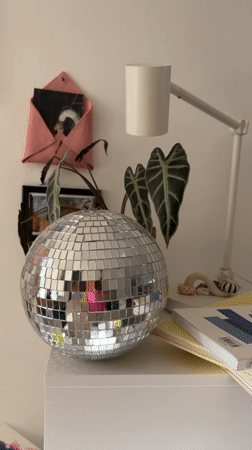 Bat Yam resident documents quiet afternoon with art, cat