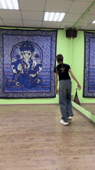 Dance class with spiritual decor held in Abakan studio