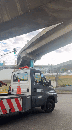 City tow truck spotted beneath highway overpasses in Buenos Aires