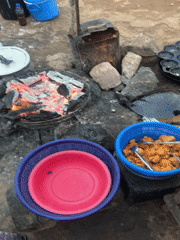 Morning street life and food vendors documented in Gura Top