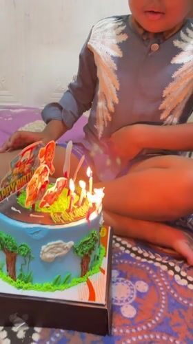 Paw Patrol birthday cake celebration in Keudejungkagajah