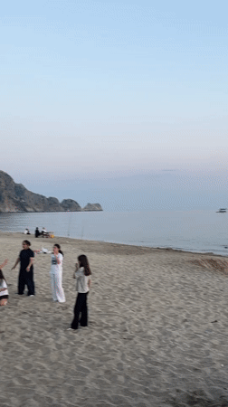 Evening leisure activities observed across Alanya beaches and pathways
