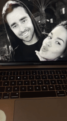 Artist creates pencil portrait from laptop photo in Jos