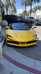 Evening stroll through Beverly Hills Rodeo Drive shopping district