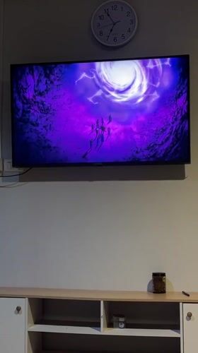 Anime with Russian subtitles watched in Ko Samui room