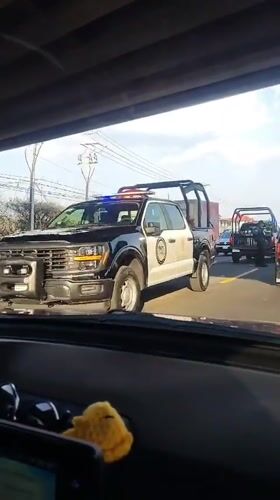 Police conduct traffic stop in Tlayecac, Mexico