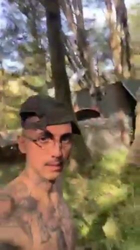 Tattooed man spotted in Ushuaia forest area