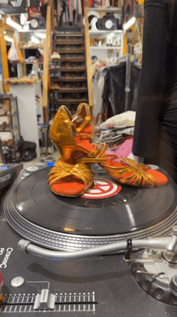Shoes, vinyl, and cobblestones on a Kadıköy night
