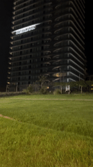 Buenos Aires witness captures nighttime building and fire pit scenes
