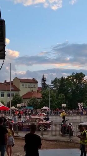 Car stunt show draws crowd in Ruse, Bulgaria