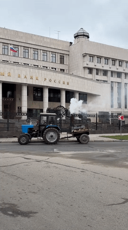 Morning scenes captured across Ulyanovsk include decorating, gathering, street activity