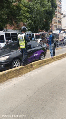 Police presence observed at busy Caracas street market