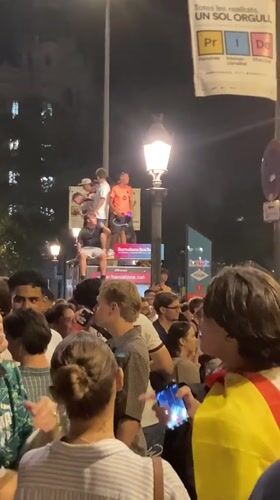 Barcelona streets packed for late-night sports celebration