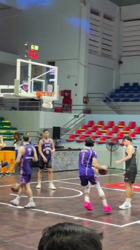 Nha Trang Dolphins game day: court action and mascot moments