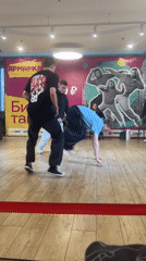 Street dance battle with 30,000-ruble prize at Astrakhan's Yarmarka