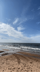 Kitesurfing the Gulf of Finland coast near Zelenaya Roshcha