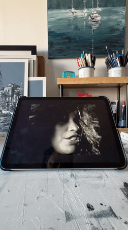Tablet screen and #MusicTaste graphic in Mollet del Vallès