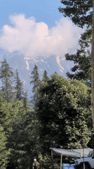 Tourist activity and roadside vendors captured in Solang, India
