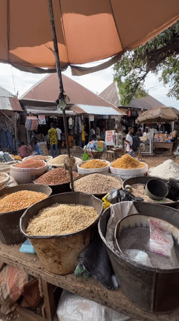 Outdoor market activity documented in Abuja, Nigeria