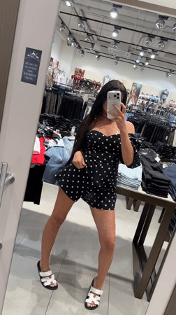 Women shop, take selfies at Montenegro clothing stores