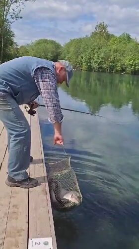 Morning fishing and nature scenes documented at Kipen lake