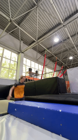 Gymnast performs backflip over block in Krasnoyarsk