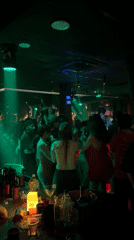 Night out in Liangjiang: street scenes to club dancing