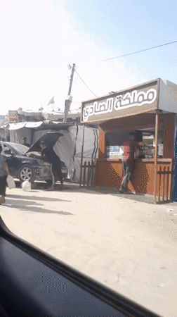 Street life documented in Khan Yunis during afternoon hours