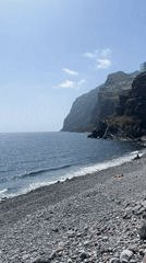 Tourist captures scenic coastal views in Câmara de Lobos
