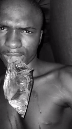 Solo selfie session in Bukuru, rotating looks and angles