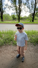 Children play and study in Rusanovo neighborhood