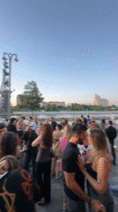 Evening DJ event draws crowds in Moscow