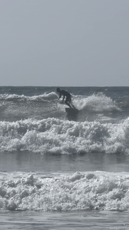 Sunday afternoon life unfolds across Tel Aviv neighborhoods