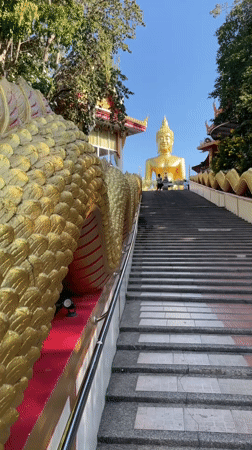 Morning visit to a golden Buddha temple complex in Pattaya