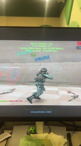 Counter-Strike session on a desktop monitor in Budva