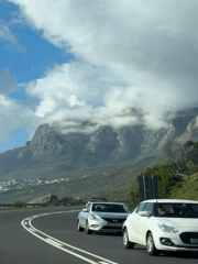 Normal traffic observed on Chapman's Peak Drive, Cape Town