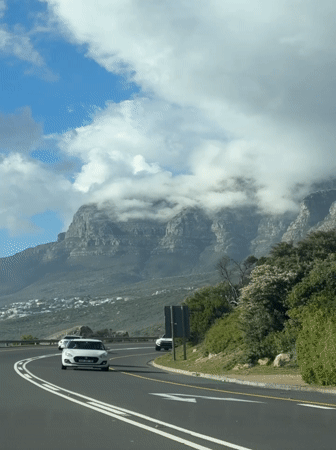 Normal traffic observed on Chapman's Peak Drive, Cape Town