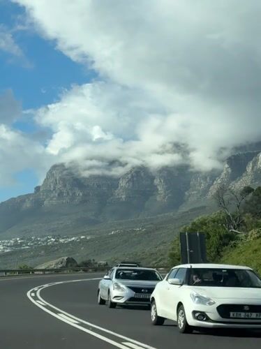 Normal traffic observed on Chapman's Peak Drive, Cape Town