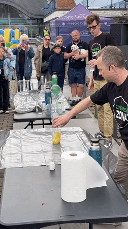 Outdoor science demonstration draws audience in Riga