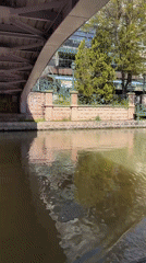 Tourist captures sunny canal boat ride in Eskisehir