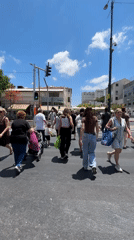 Friday morning market activity across Rishon LeZion streets